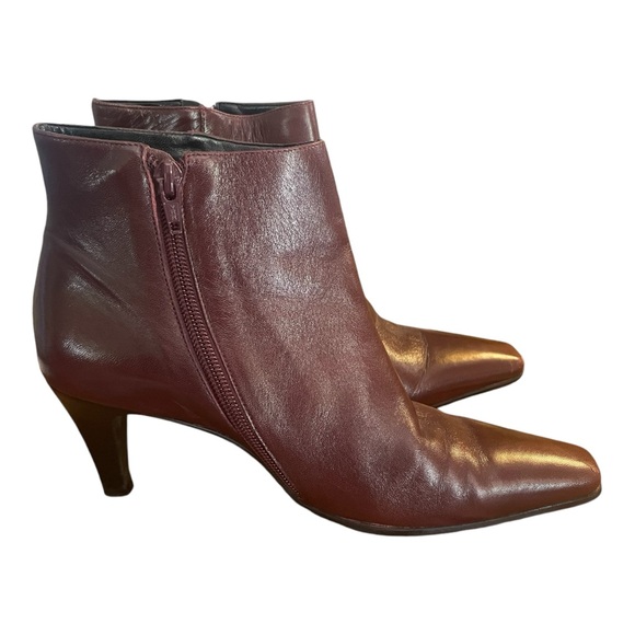 Etienne Aligner women’s  "Filly" Brown Patent Leather Square Toe Ankle Boots 7 M - Picture 5 of 12